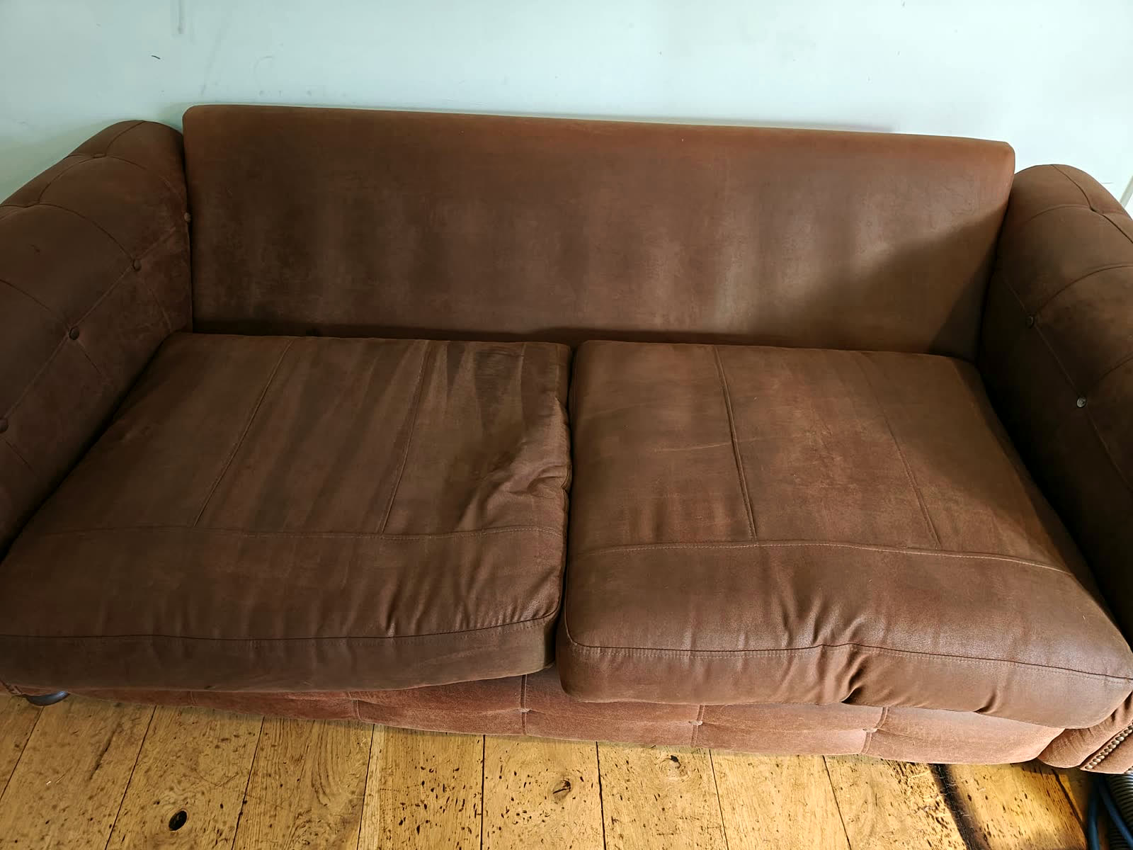 Leather sofa after cleaning
